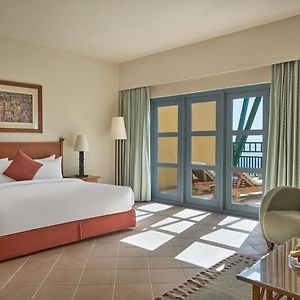 Suite Junior avec Piscine